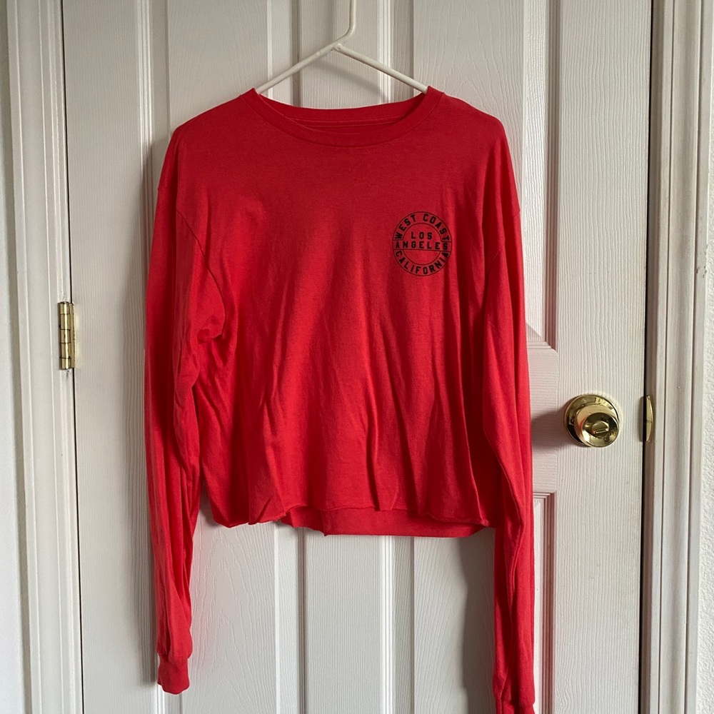 Los Angeles Long Sleeve Crop Top